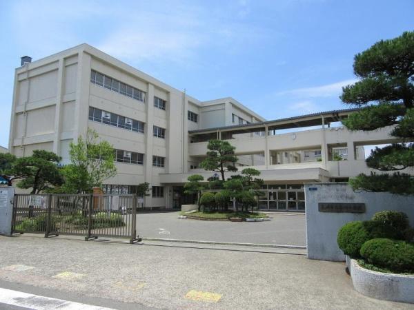 茅ヶ崎市香川1丁目の土地(茅ヶ崎市立香川小学校)