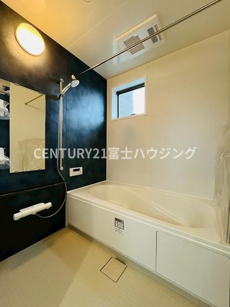藤沢市亀井野4丁目　新築D号棟　全3棟