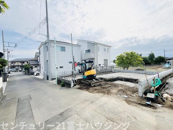 茅ヶ崎市菱沼２丁目の新築一戸建