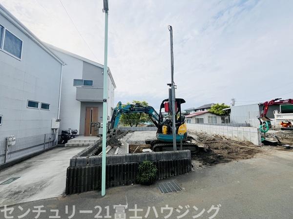 茅ヶ崎市菱沼２丁目の新築一戸建