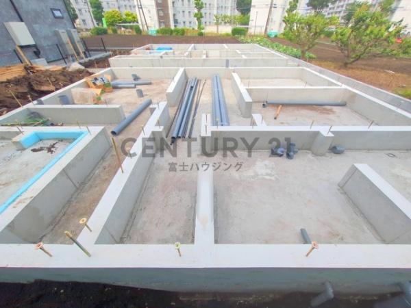 藤沢市善行第17　新築2号棟　全2棟