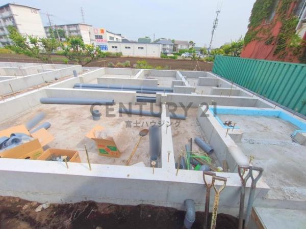 藤沢市善行第17　新築2号棟　全2棟