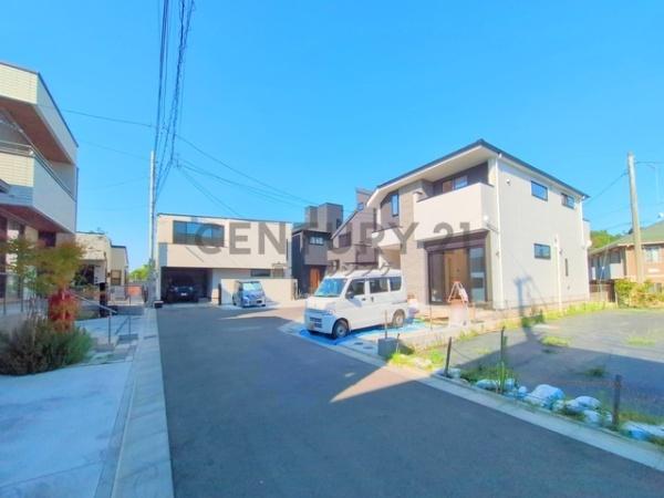 藤沢市大庭6期 新築2号棟 全2棟(前面道路含む現地写真)