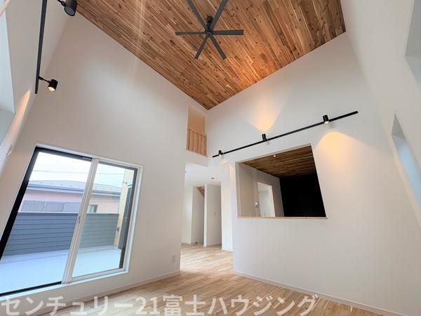 茅ヶ崎市萩園　新築戸建　全1棟