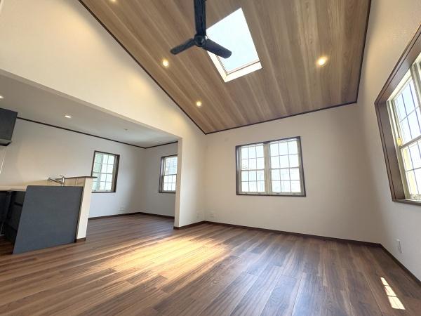 茅ヶ崎市若松町　中古戸建