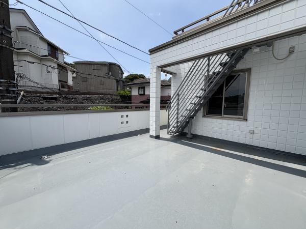 藤沢市本藤沢３丁目の中古一戸建て