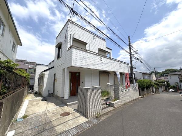 藤沢市本藤沢３丁目の中古一戸建て