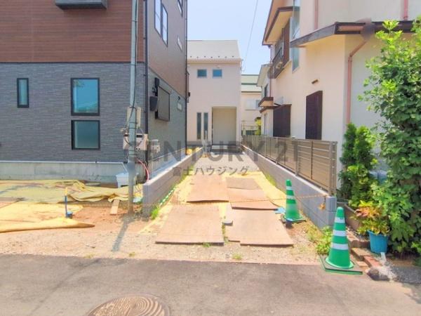 茅ヶ崎市菱沼1丁目　新築戸建B号棟　全2棟