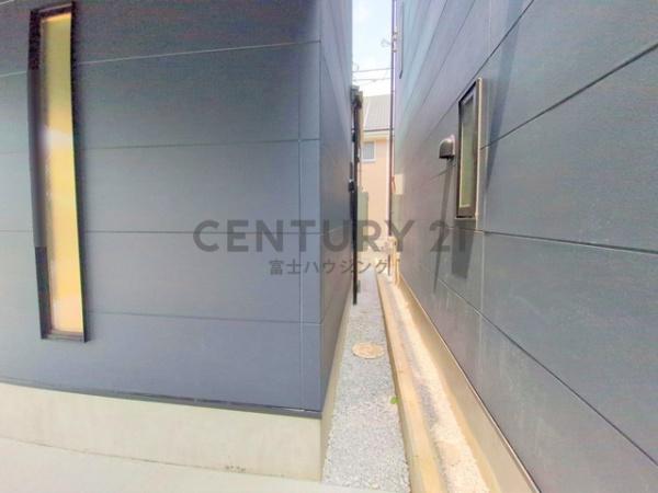 茅ヶ崎市南湖2丁目　新築分譲住宅　1号棟　全3棟
