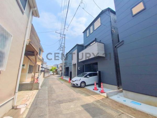 茅ヶ崎市南湖2丁目　新築分譲住宅　2号棟　全3棟