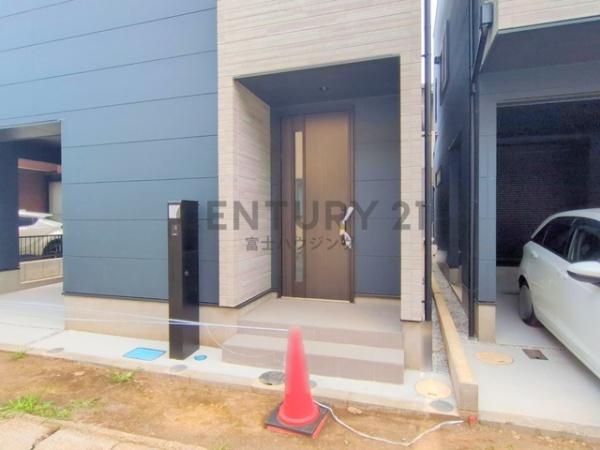茅ヶ崎市南湖2丁目　新築分譲住宅　3号棟　全3棟