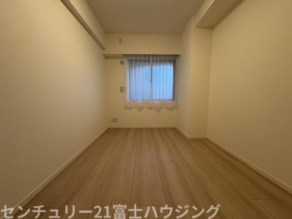 グランシティ湘南海岸マリナージュスクエア