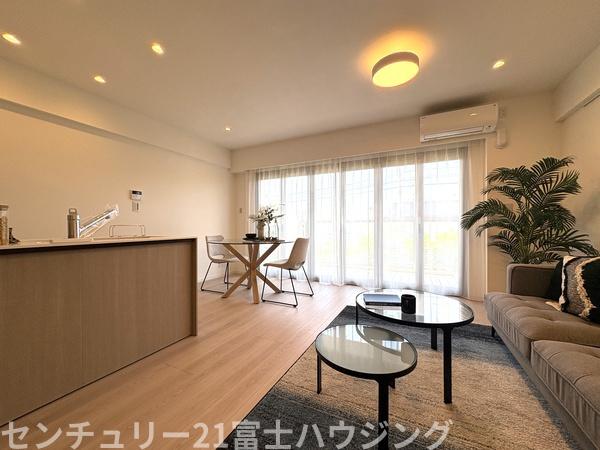 グランシティ湘南海岸マリナージュスクエア