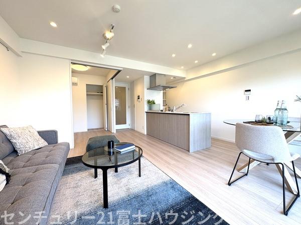グランシティ湘南海岸マリナージュスクエア