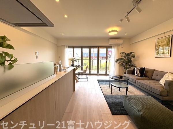 グランシティ湘南海岸マリナージュスクエア