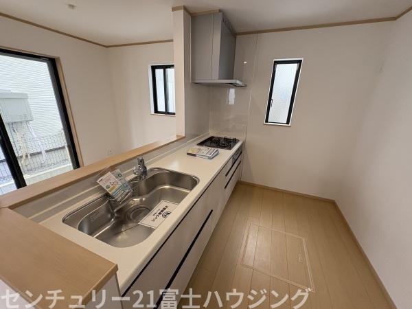 茅ヶ崎市松林2丁目　新築A号棟　全5棟