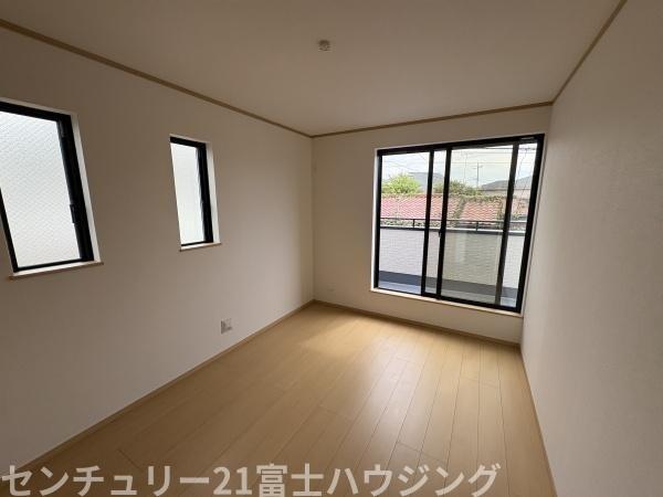 茅ヶ崎市松林2丁目　新築E号棟　全5棟