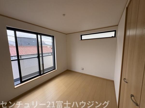 茅ヶ崎市松林2丁目　新築E号棟　全5棟