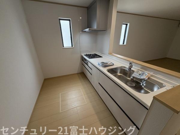 茅ヶ崎市松林2丁目　新築E号棟　全5棟