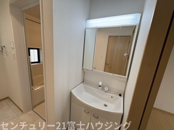 茅ヶ崎市松林2丁目　新築E号棟　全5棟