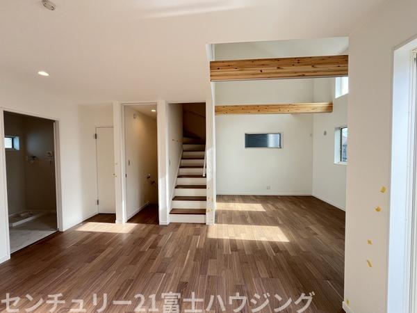 茅ヶ崎市香川5丁目　新築8号棟　全10棟
