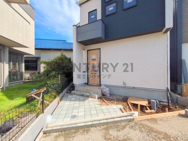藤沢市本藤沢2丁目　新築2号棟　全2棟