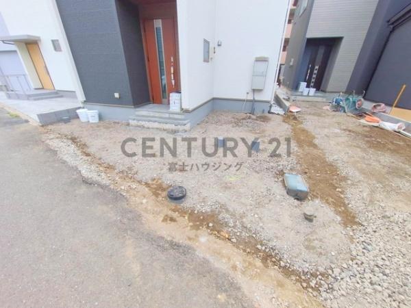 藤沢市羽鳥5丁目 新築1号棟 全3棟(駐車場)