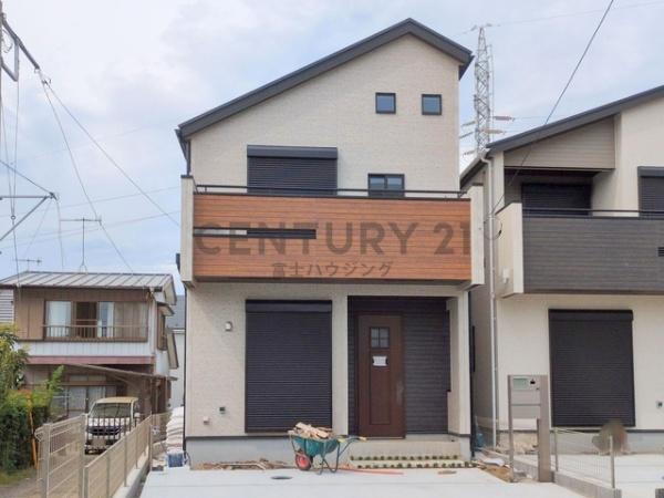 茅ヶ崎市本村5丁目　新築戸建1号棟　全2棟