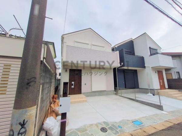 藤沢市善行3丁目　新築2号棟　全3棟