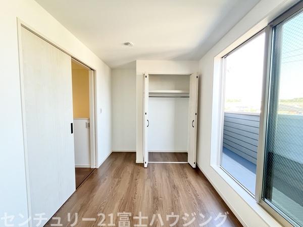 茅ヶ崎市菱沼1丁目　新築戸建B号棟　全2棟
