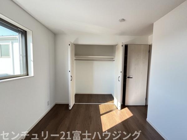 茅ヶ崎市菱沼1丁目　新築戸建B号棟　全2棟