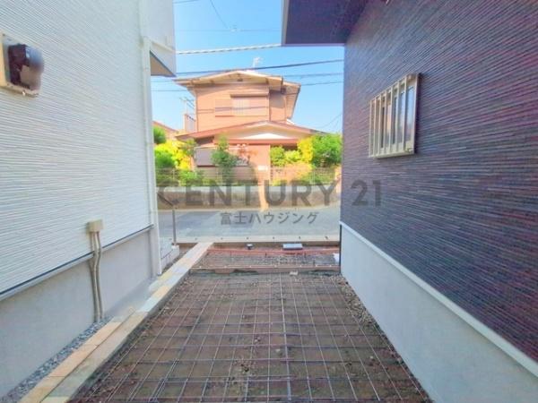 藤沢市城南1丁目　新築戸建1号棟　全2棟