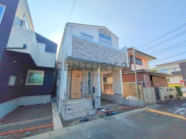 藤沢市城南1丁目　新築戸建2号棟　全2棟