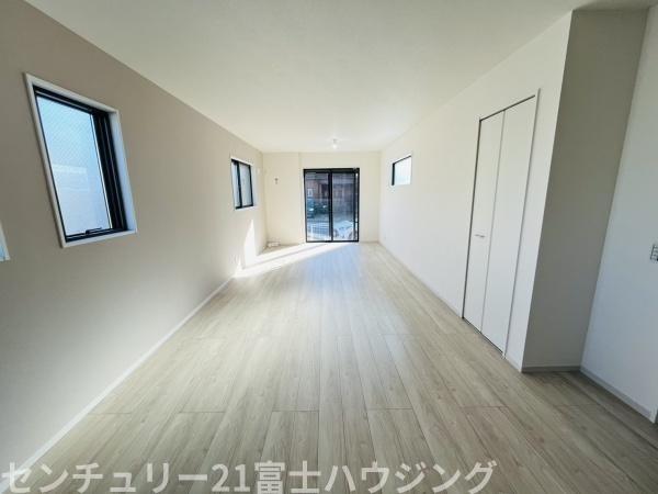茅ヶ崎市若松町1期　新築1号棟　全2棟