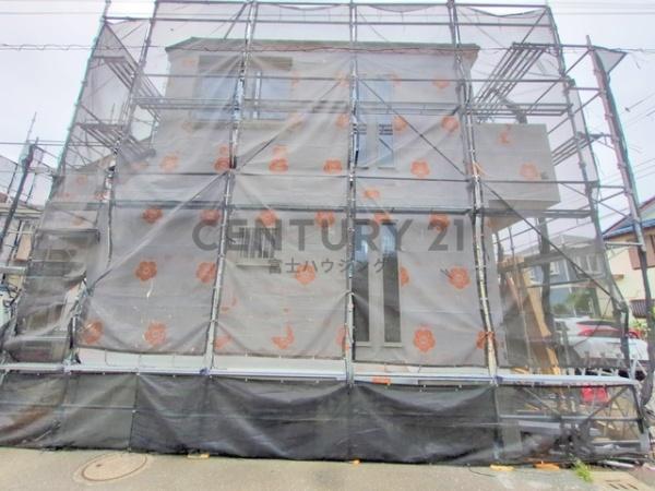 藤沢市鵠沼海岸7丁目　新築2号棟　全3棟