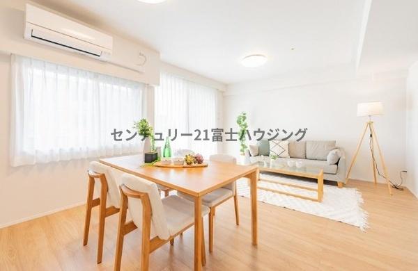 グラン・コート湘南茅ヶ崎(リビング)