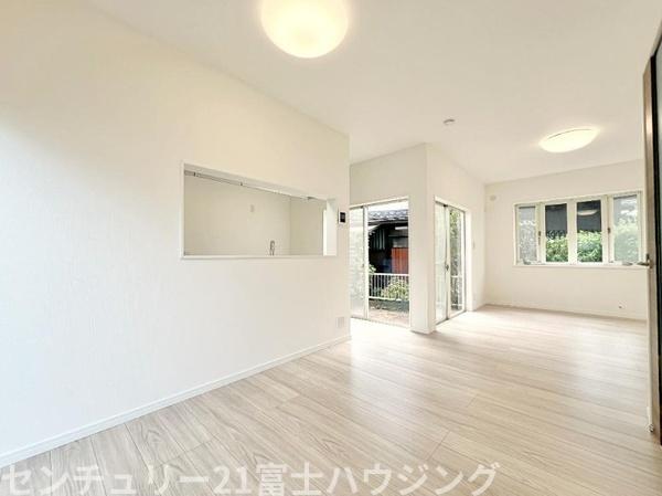 茅ヶ崎市東海岸北5丁目 中古戸建