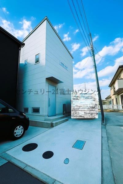 茅ヶ崎市小和田1丁目　中古戸建