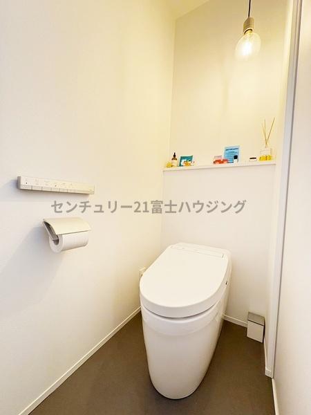 茅ヶ崎市小和田１丁目の中古一戸建て