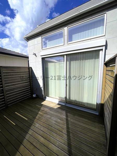 茅ヶ崎市小和田１丁目の中古一戸建て