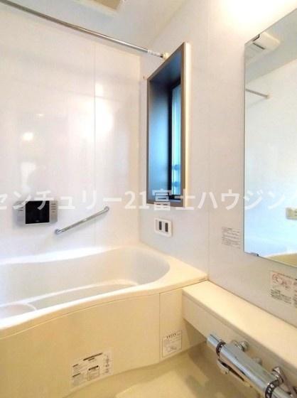 グランシティ湘南海岸マリナージュスクエア