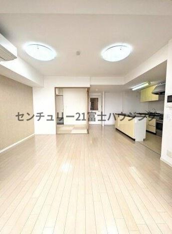 グランシティ湘南海岸マリナージュスクエア