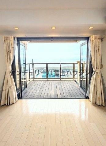 グランシティ湘南海岸マリナージュスクエア