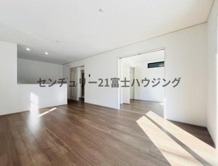 藤沢市大庭5428番　新築A号棟　全2棟