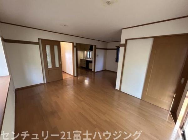 藤沢市鵠沼海岸4丁目　中古戸建