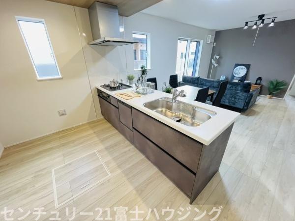 茅ヶ崎市萩園第1期　新築1号棟　全2棟