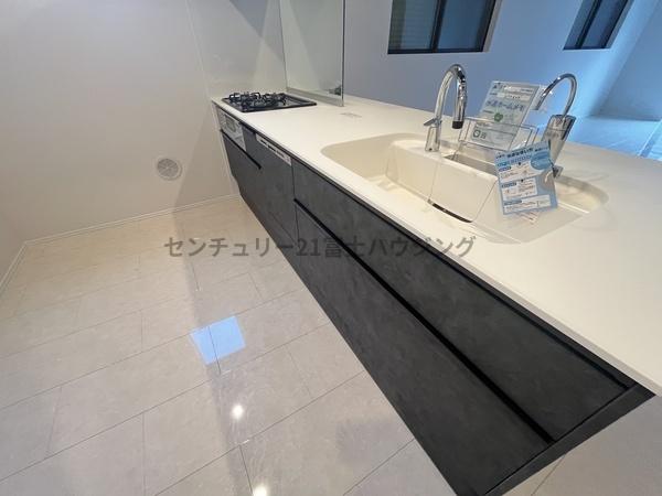 茅ヶ崎市東海岸南3丁目　新築1号棟　全3棟
