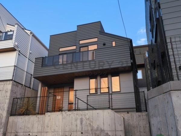 藤沢市片瀬4丁目Ⅱ　新築2号棟　全3棟