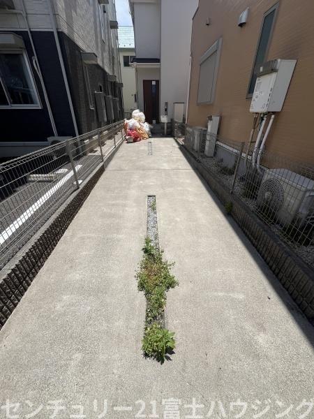 茅ヶ崎市菱沼２丁目の中古一戸建て