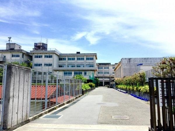 湘南小糸第一住宅1号棟(小糸小学校)